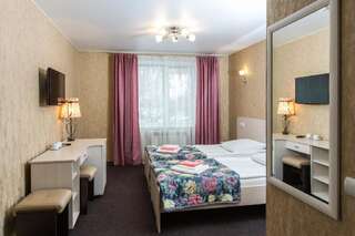 Гостиница Респект Смоленск Улучшенный двухместный номер с 2 отдельными кроватями-7